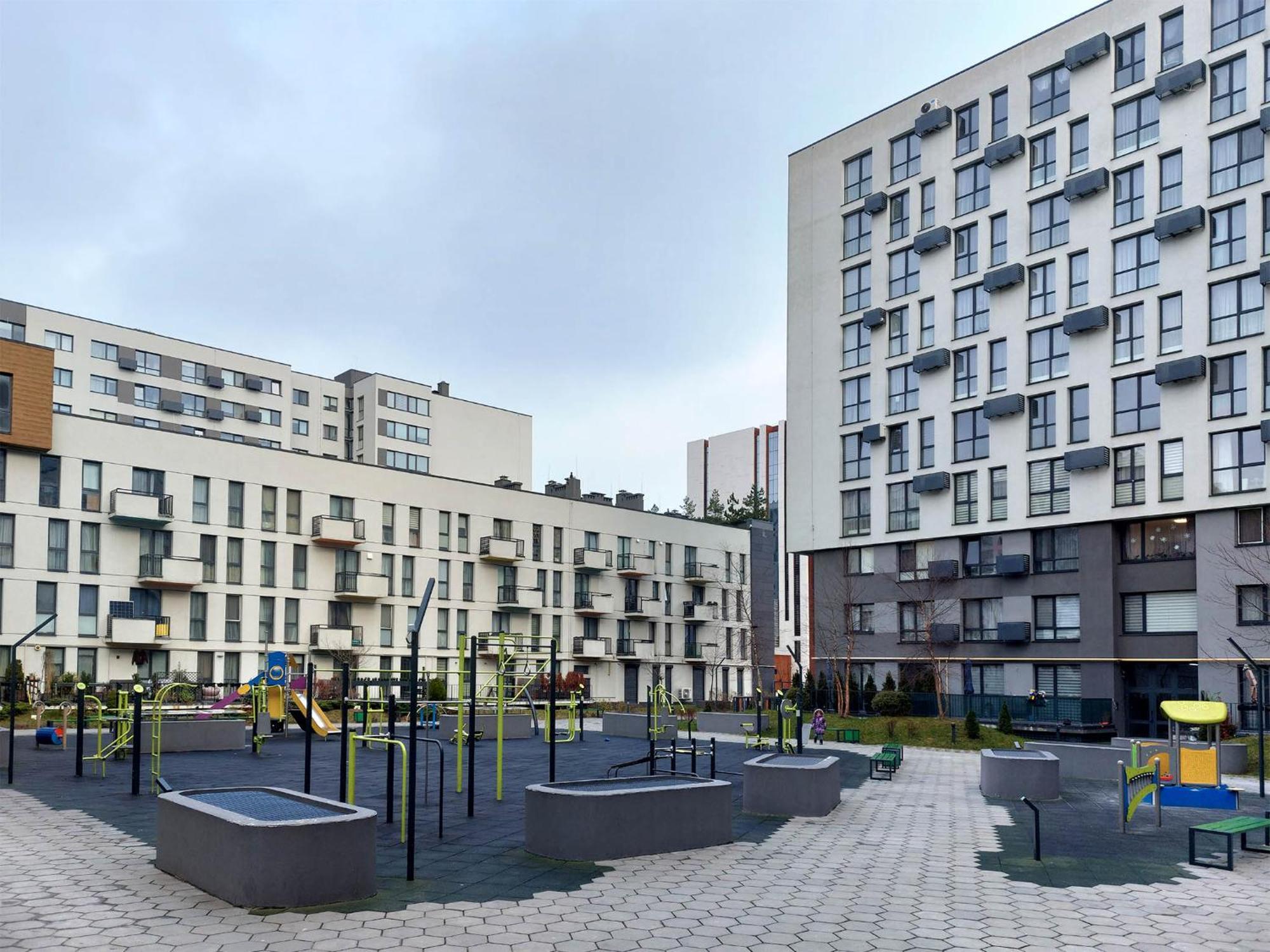 Appartamento Новобудова Місто Трав, Р-Н Вікторії Гарденс Leopoli Esterno foto